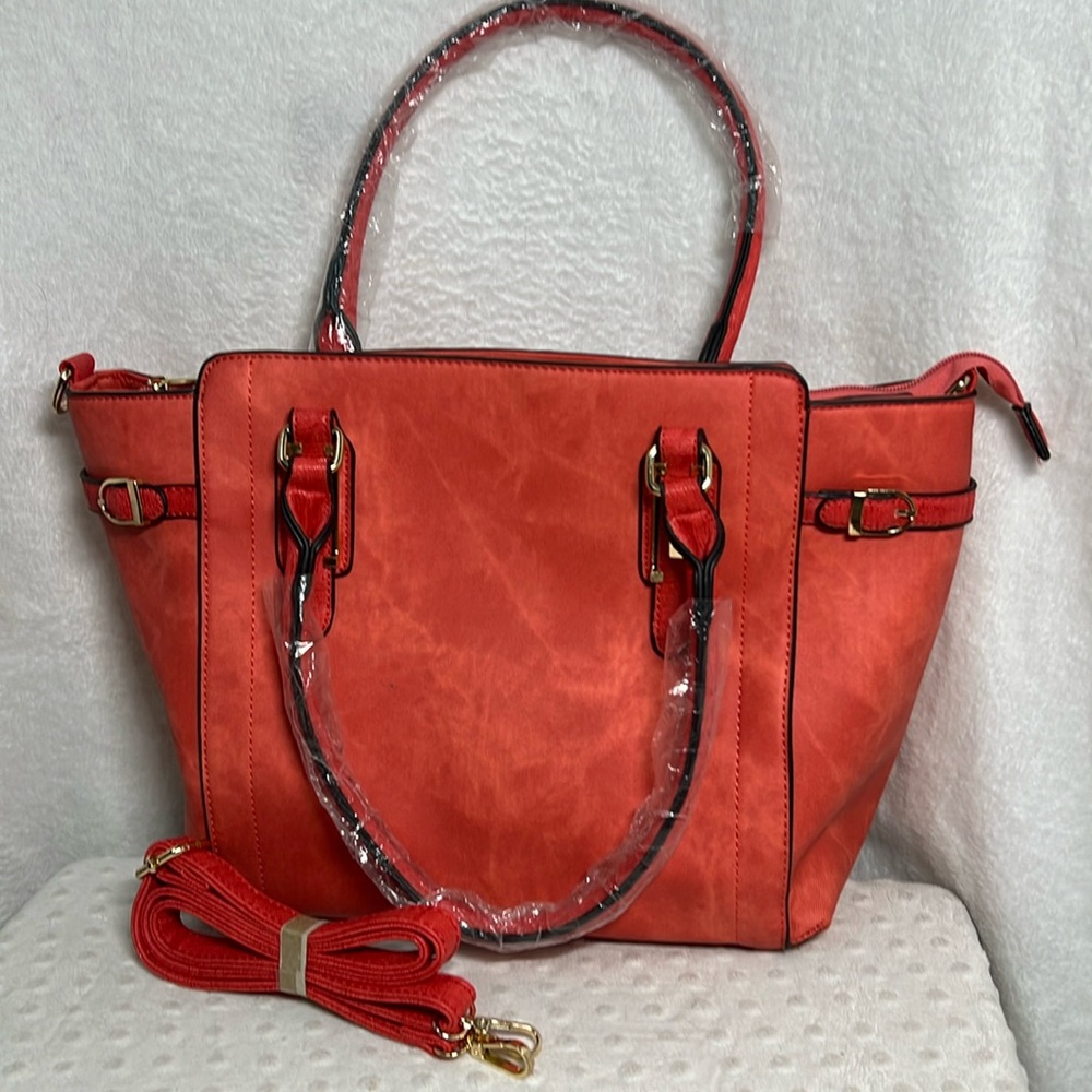 NWOT Still in Packaging Shoulder Coral Zip Tote Purse with Crossbody Option